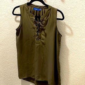 Apt 9 Slightly sheer olive green women’s dress sleeveless blouse shirt size Sm
